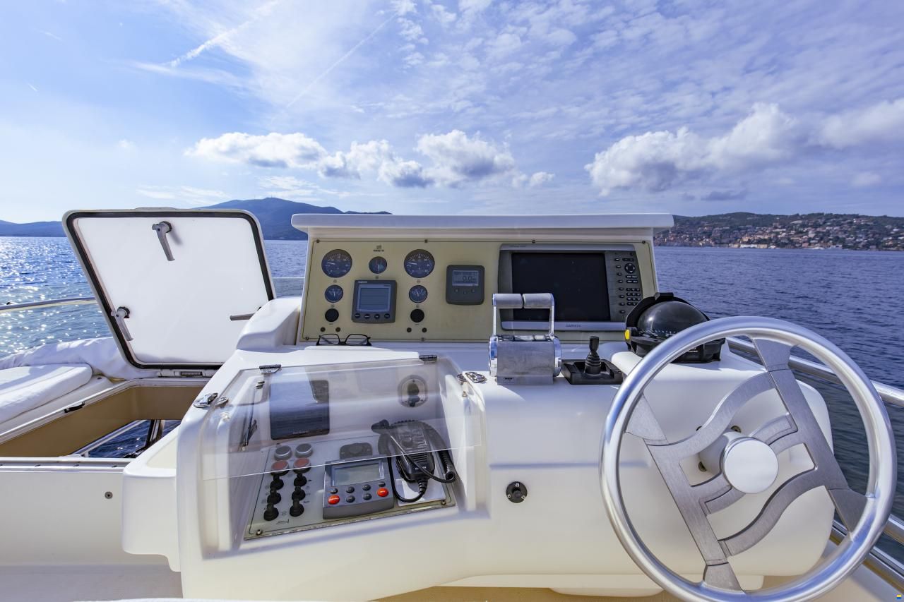 Ferretti 480 Fly