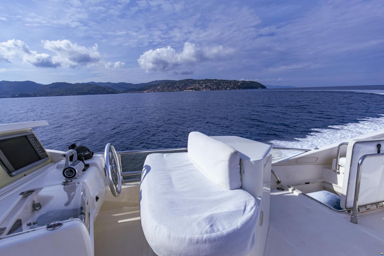 Ferretti 480 Fly