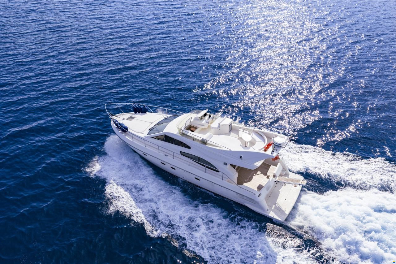 Ferretti 480 Fly