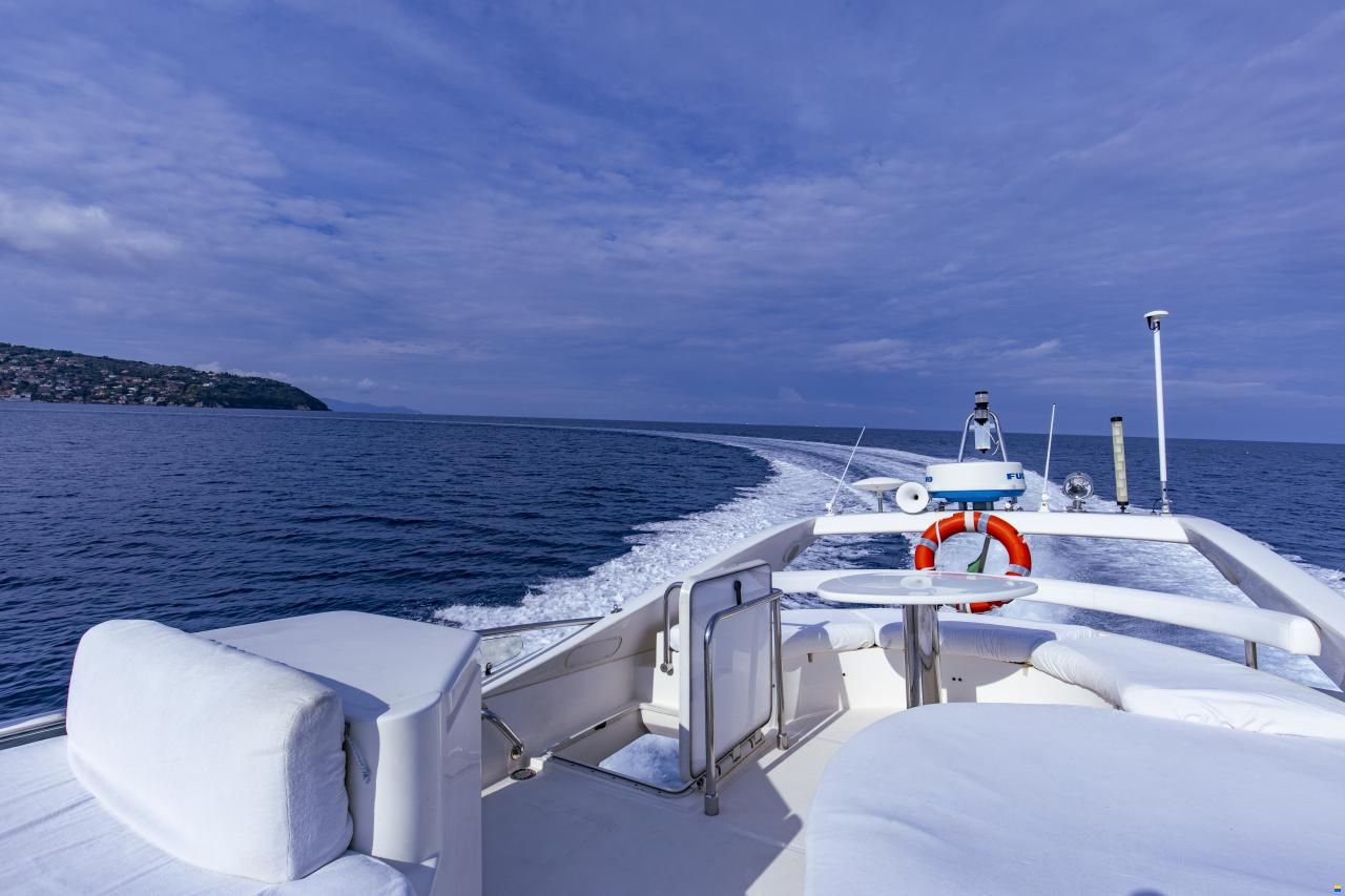 Ferretti 480 Fly