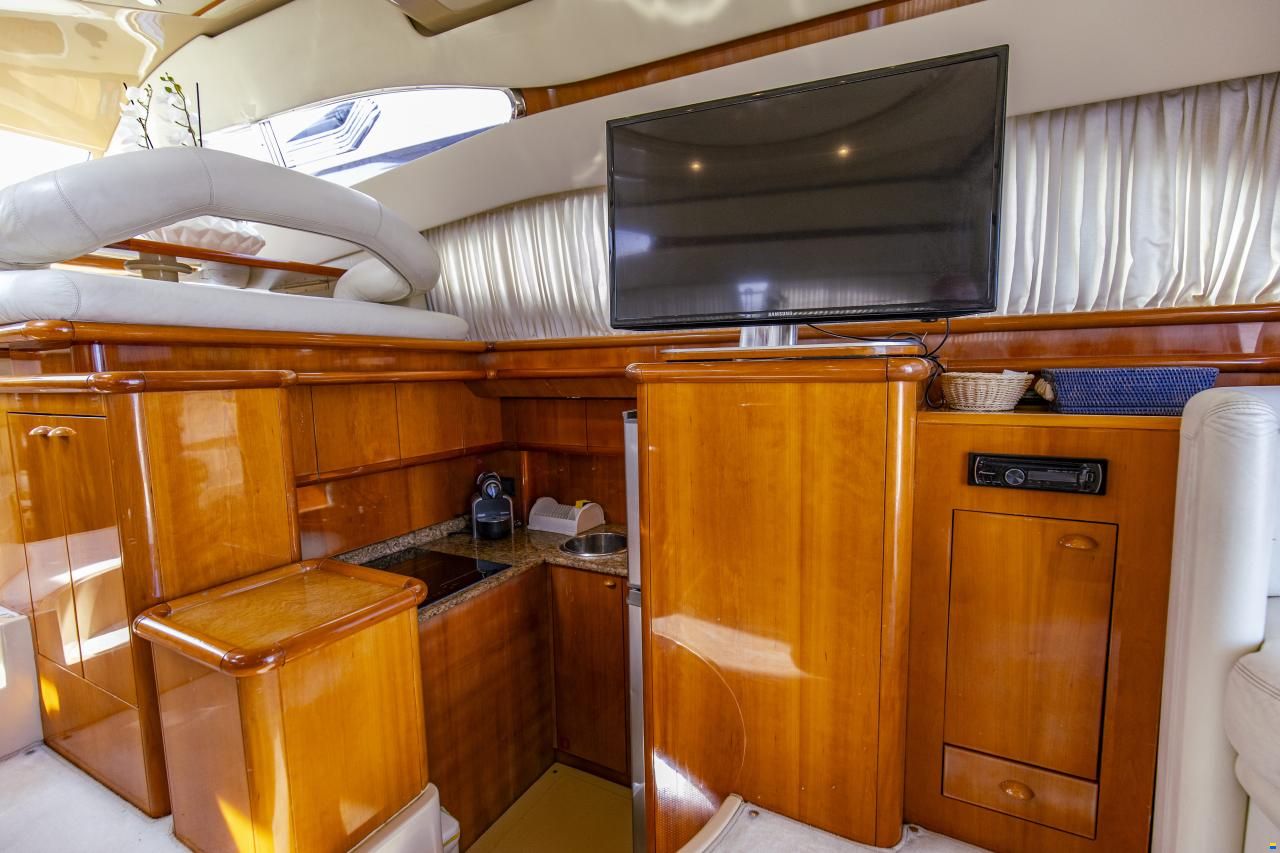 Ferretti 480 Fly