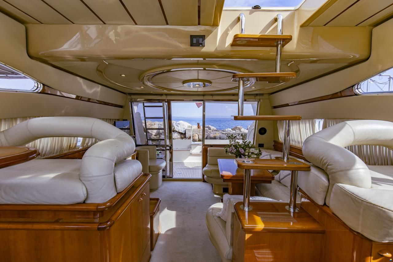 Ferretti 480 Fly