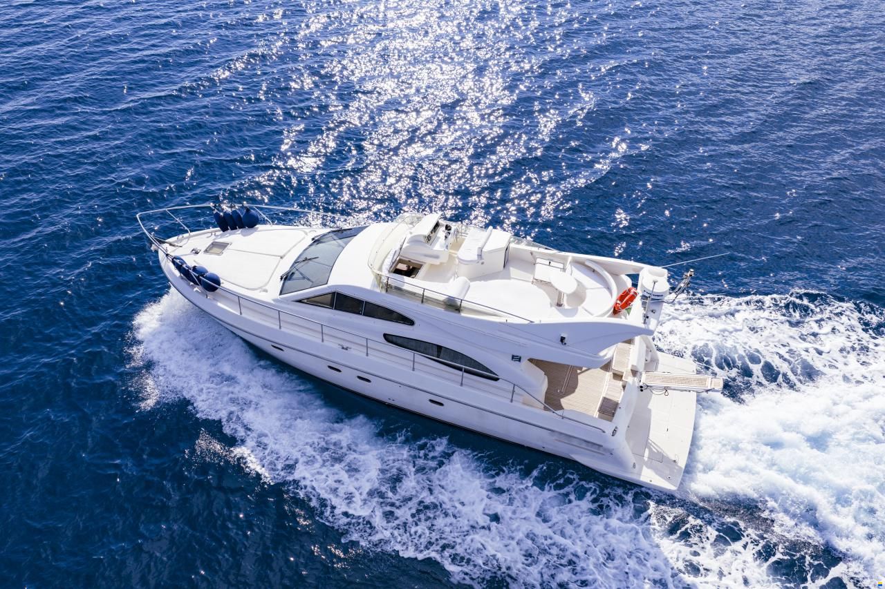 Ferretti 480 Fly