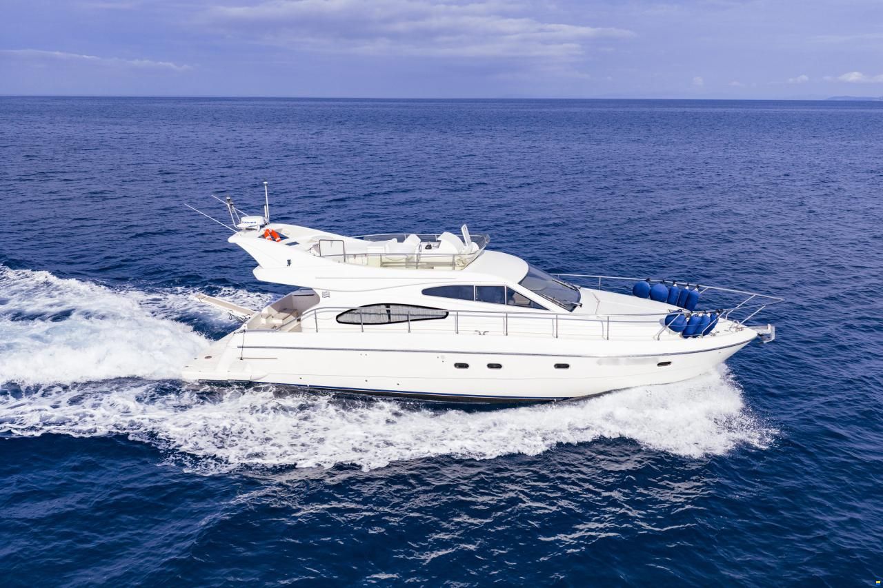 Ferretti 480 Fly