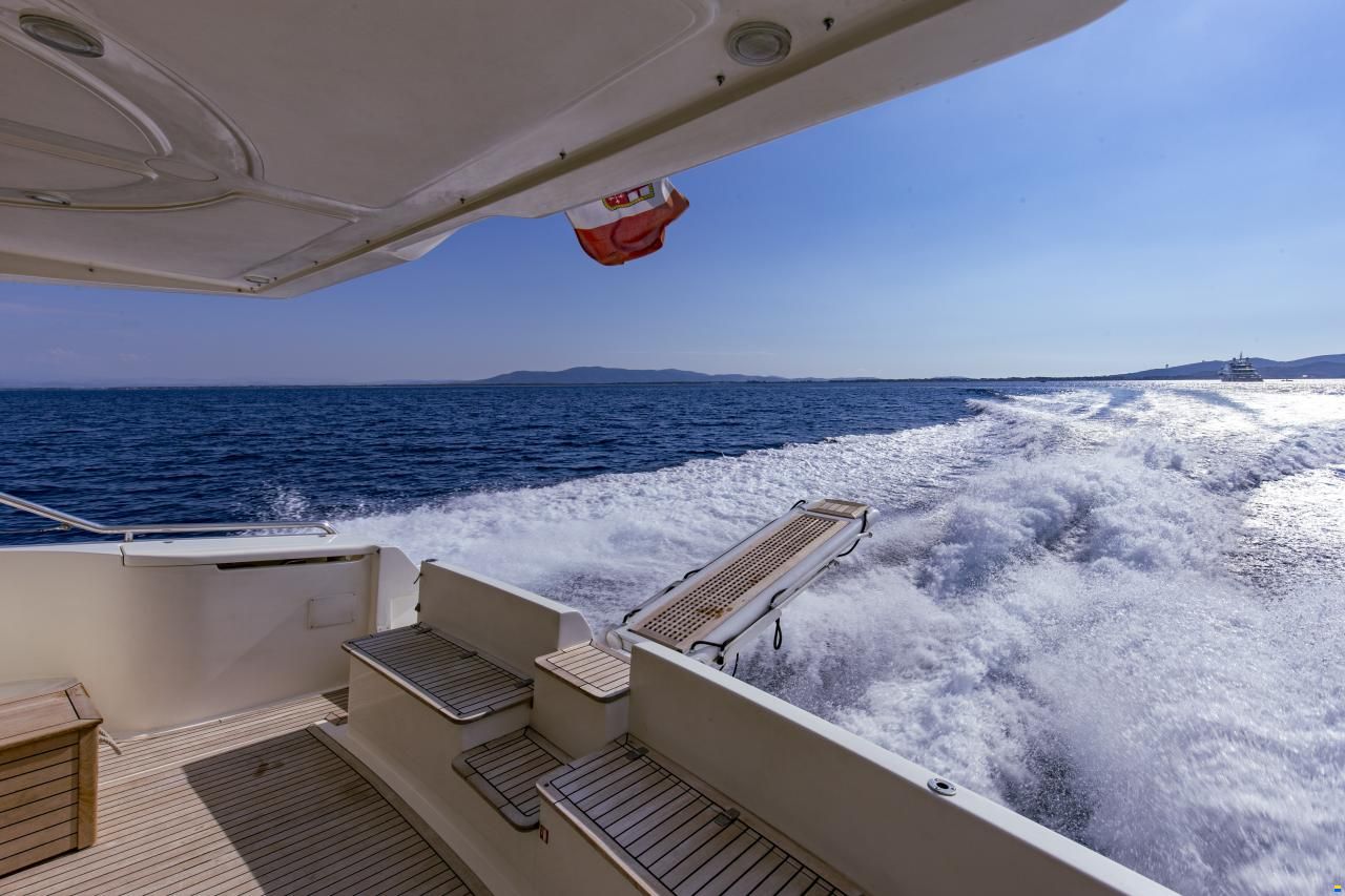 Ferretti 480 Fly