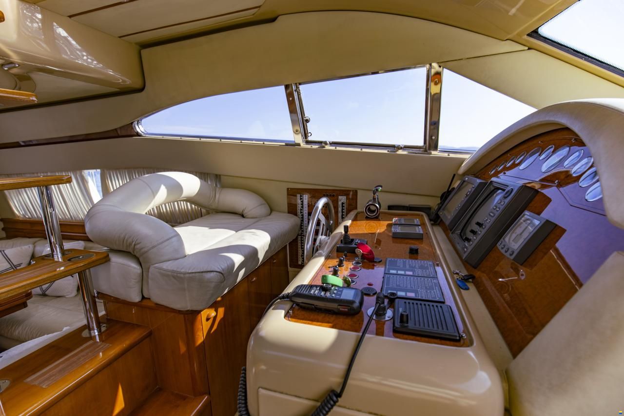 Ferretti 480 Fly