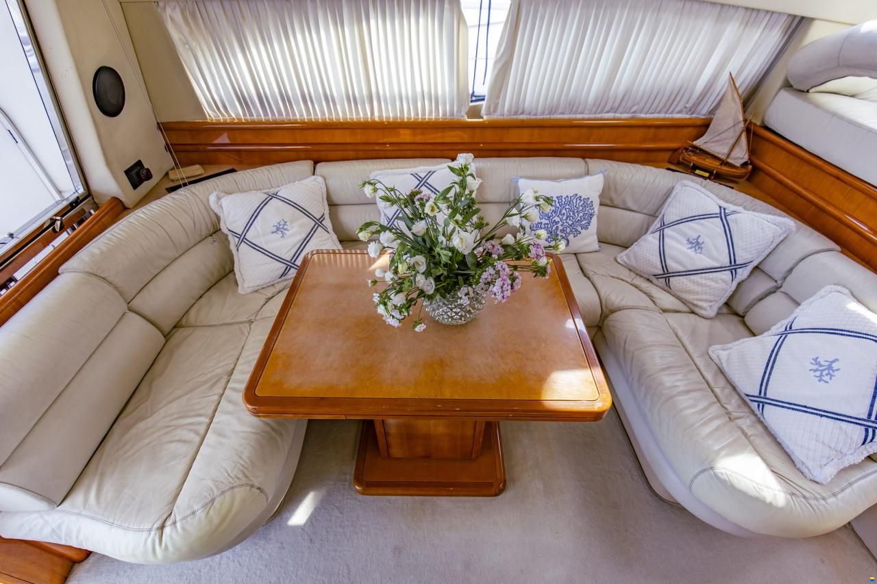 Ferretti 480 Fly