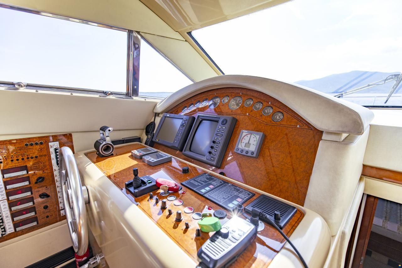 Ferretti 480 Fly