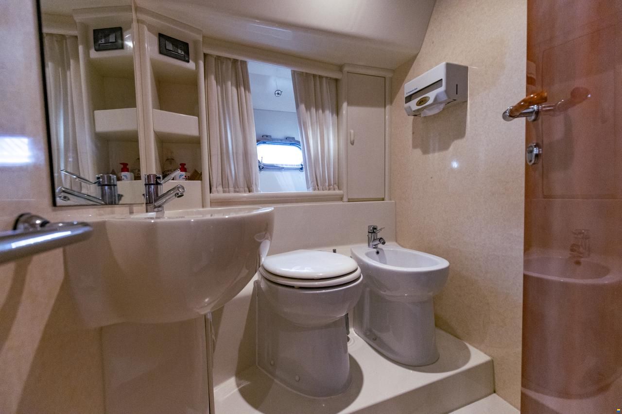Ferretti 480 Fly