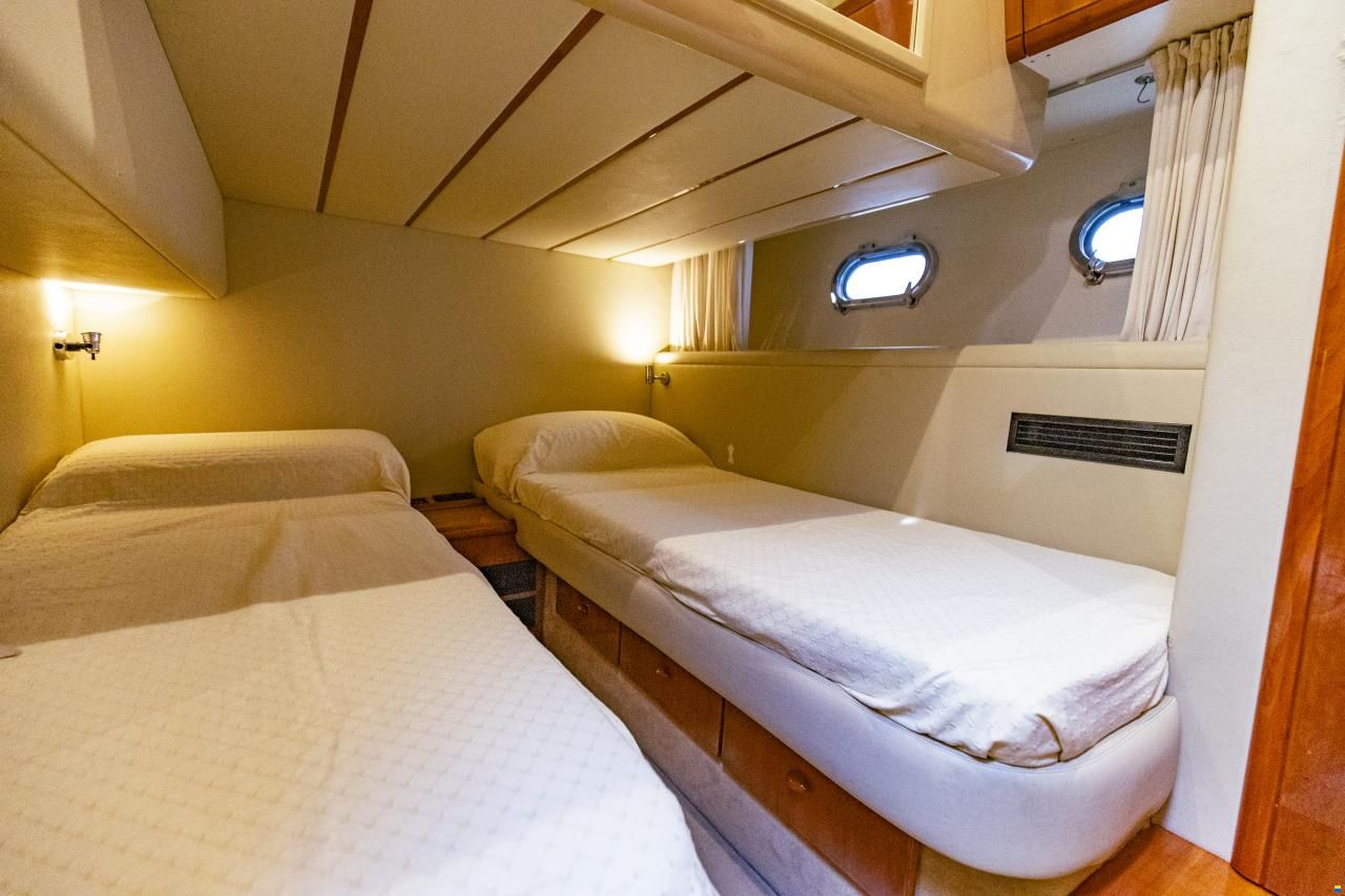 Ferretti 480 Fly