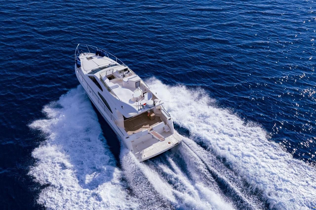 Ferretti 480 Fly