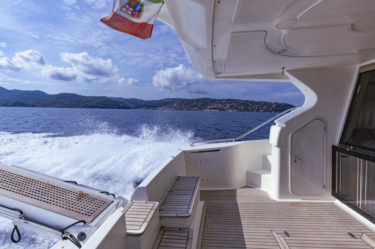 Ferretti 480 Fly