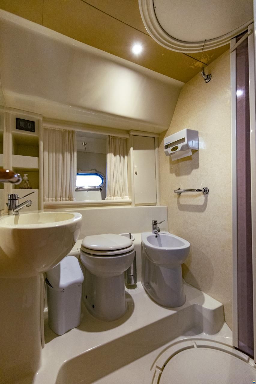 Ferretti 480 Fly