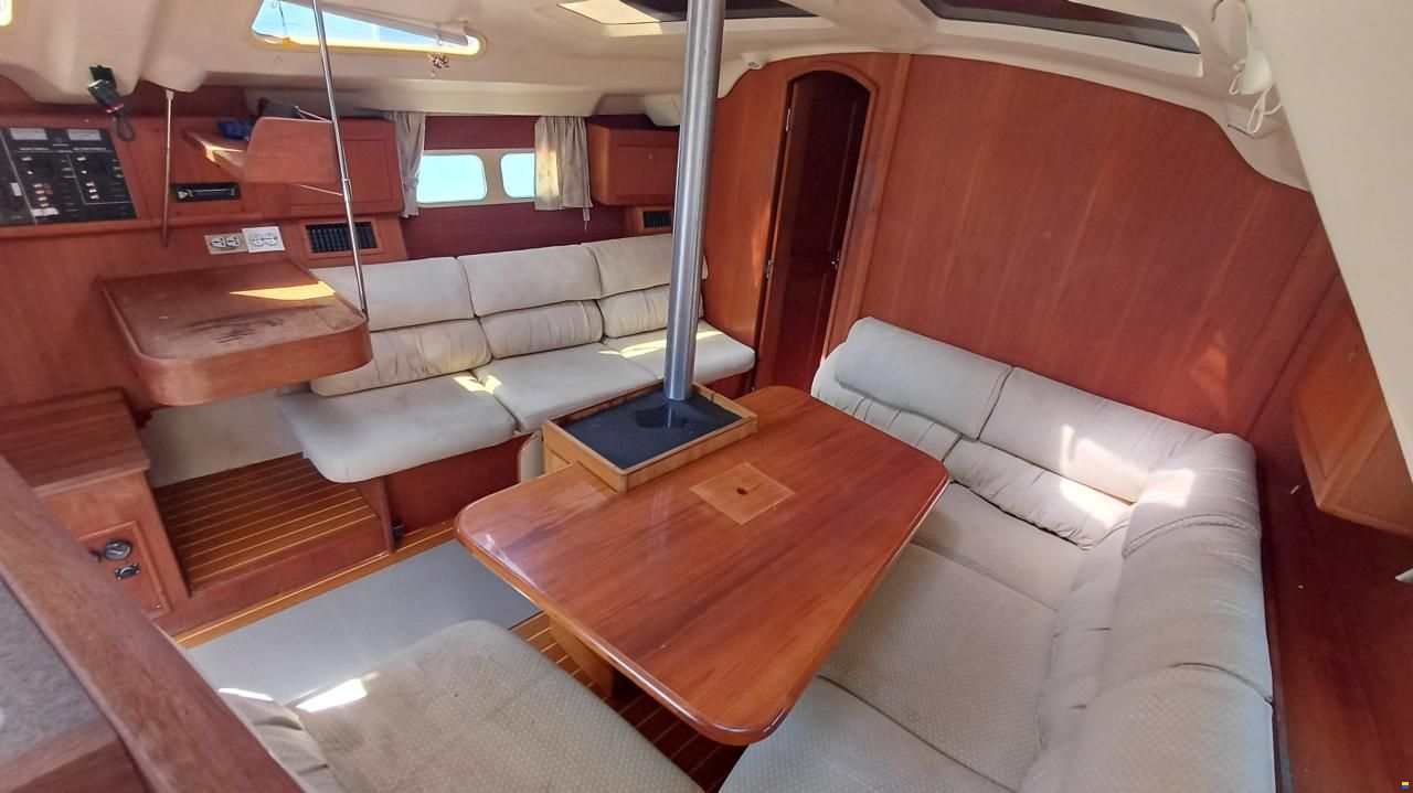 Hunter 410