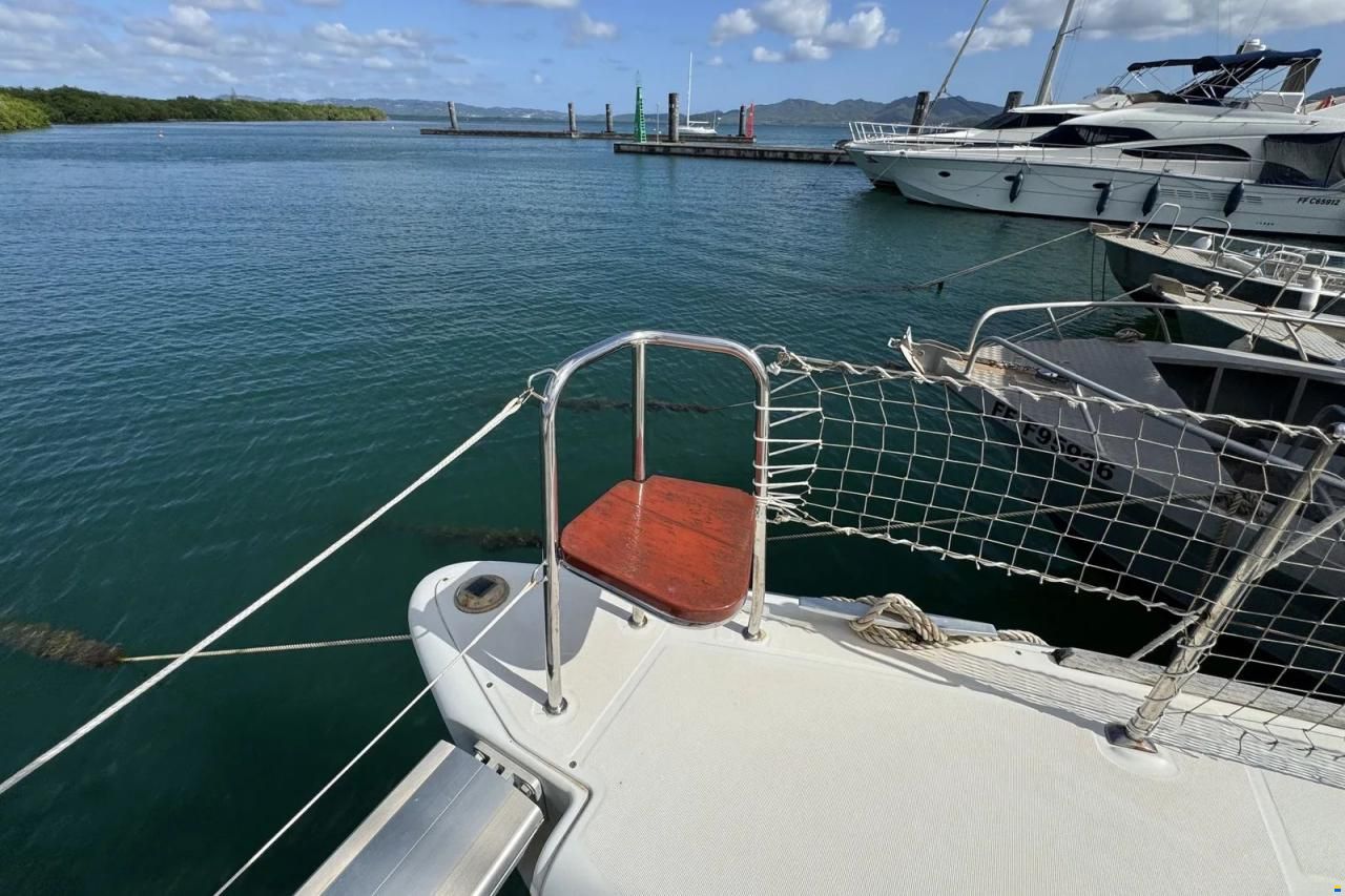 Lagoon 400