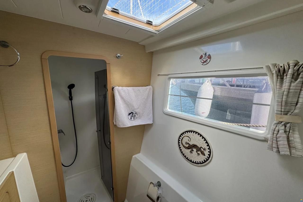 Lagoon 400