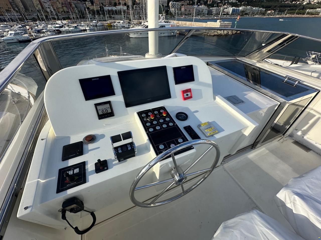 Falcon Yachts 102
