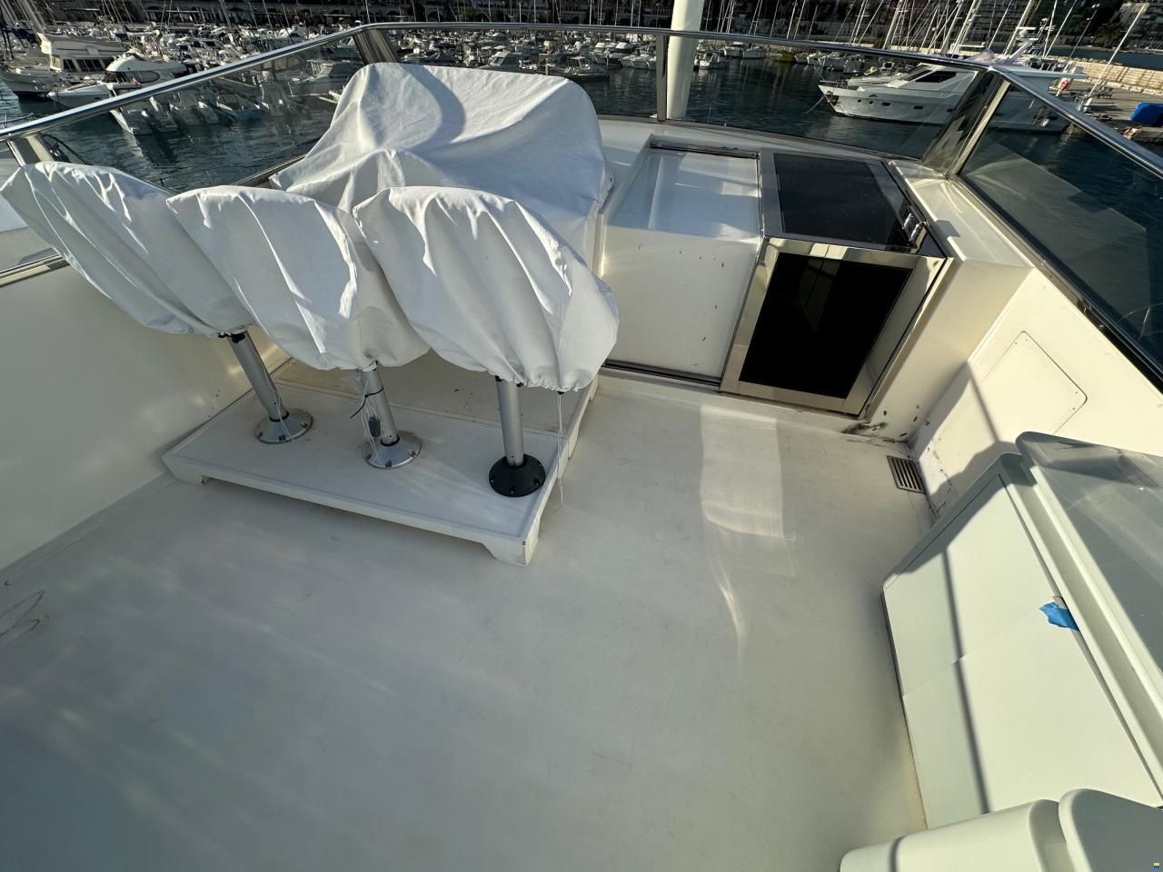 Falcon Yachts 102
