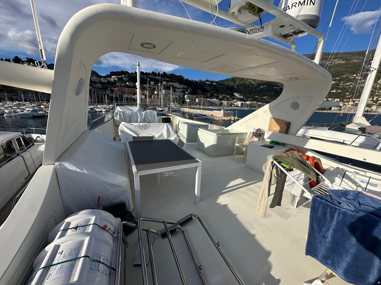 Falcon Yachts 102