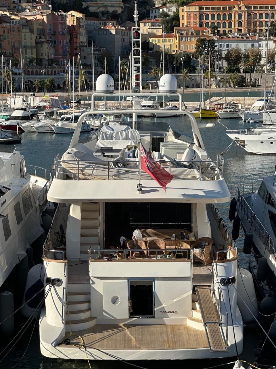 Falcon Yachts 102