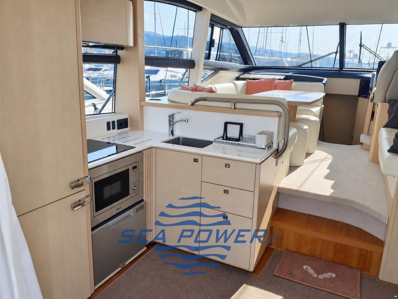 Princess Yachts. F 49