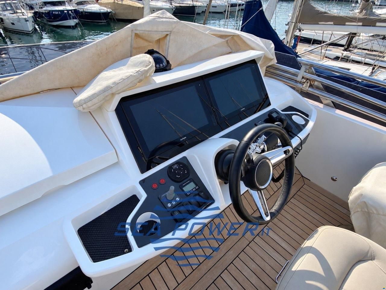Princess Yachts. F 49