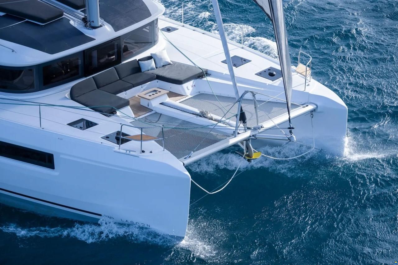 Lagoon 51 Iconic