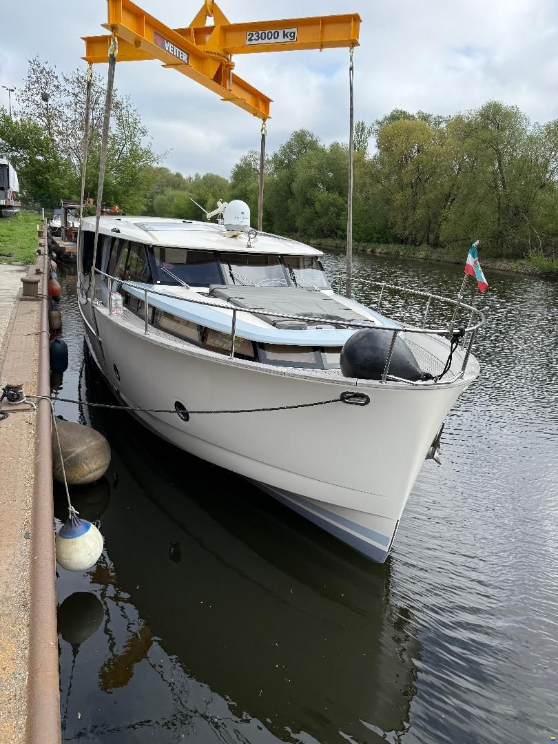 Greenline 40