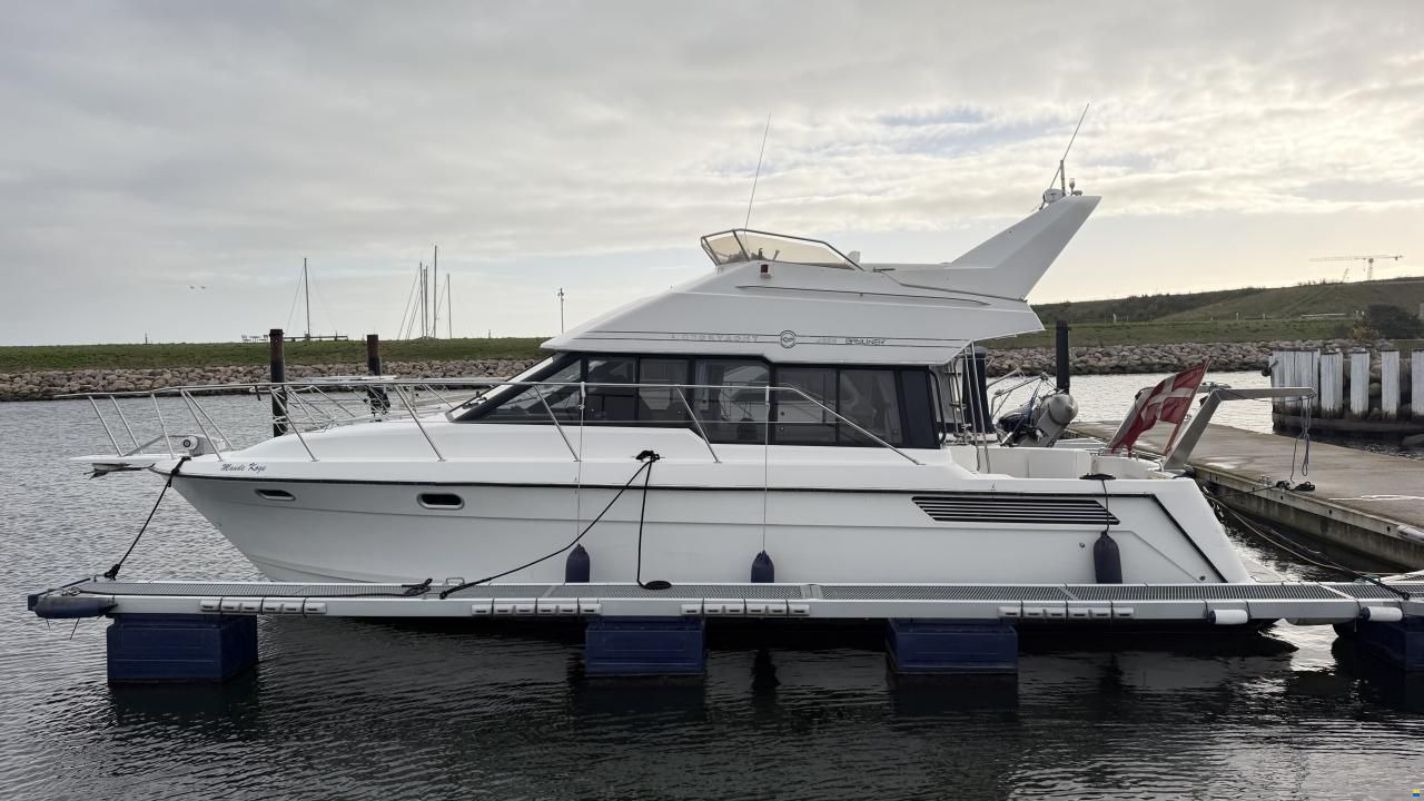 Bayliner 3688 Fly