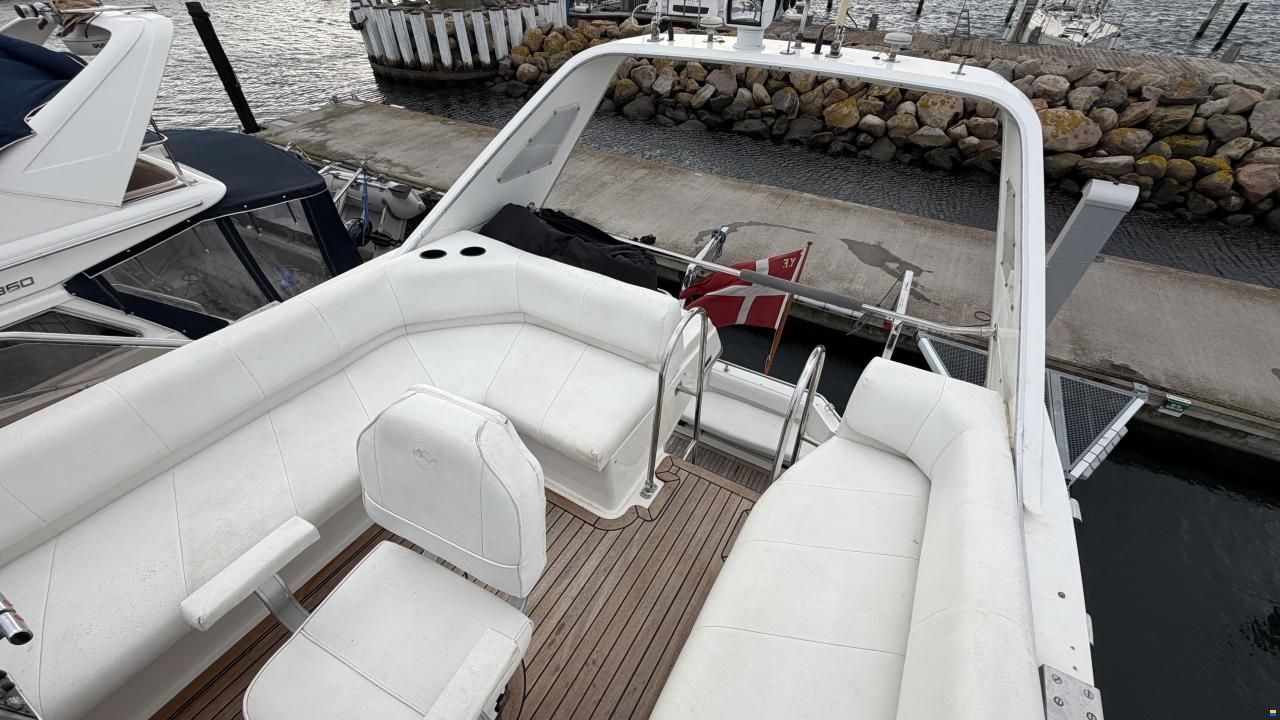 Bayliner 3688 Fly