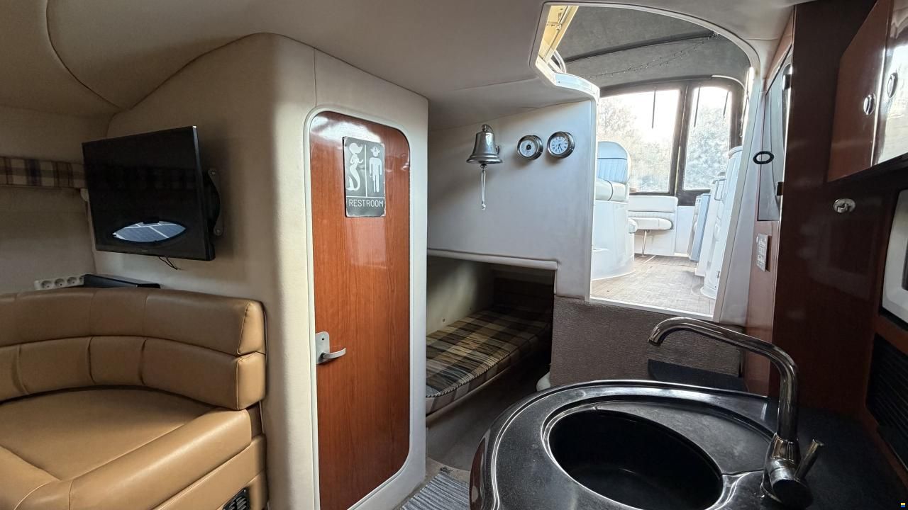 Monterey 322 CR