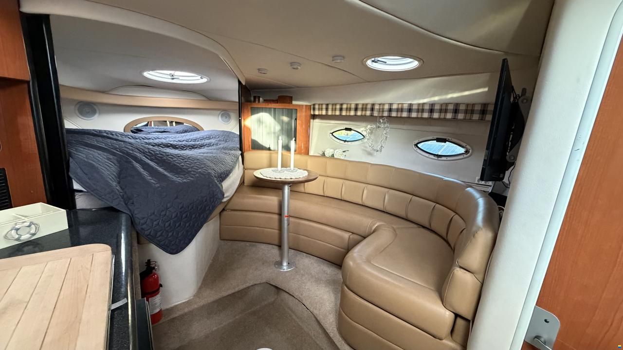 Monterey 322 CR
