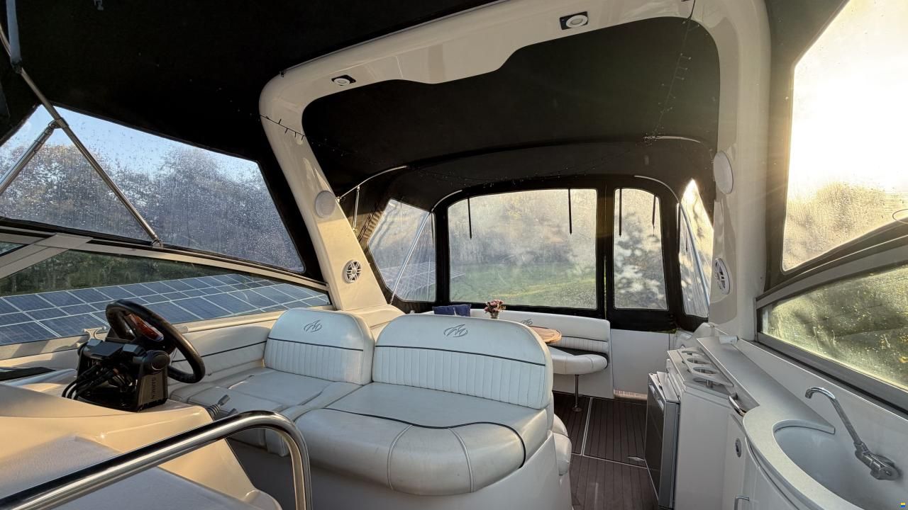 Monterey 322 CR
