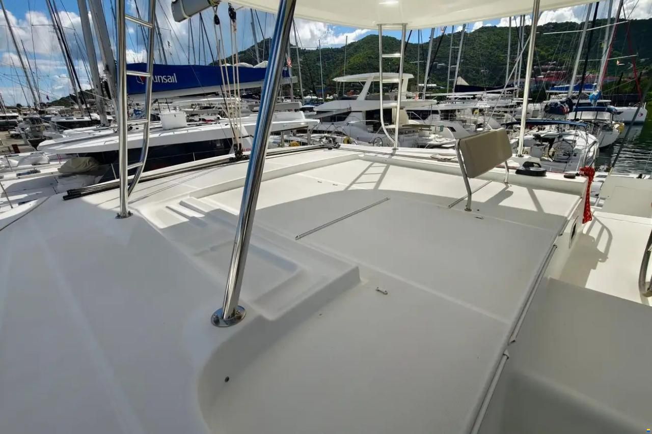 Lagoon 46