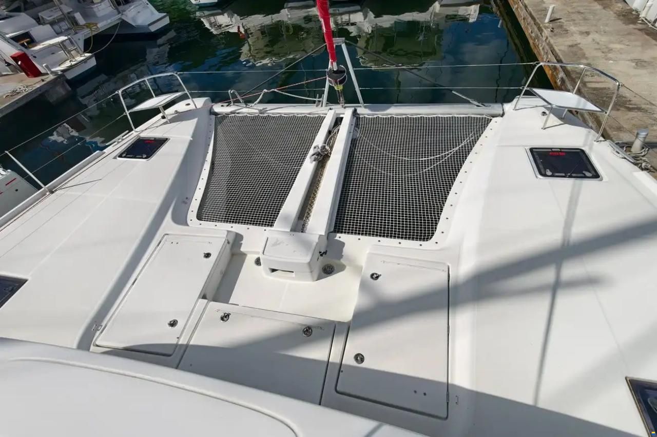 Lagoon 46