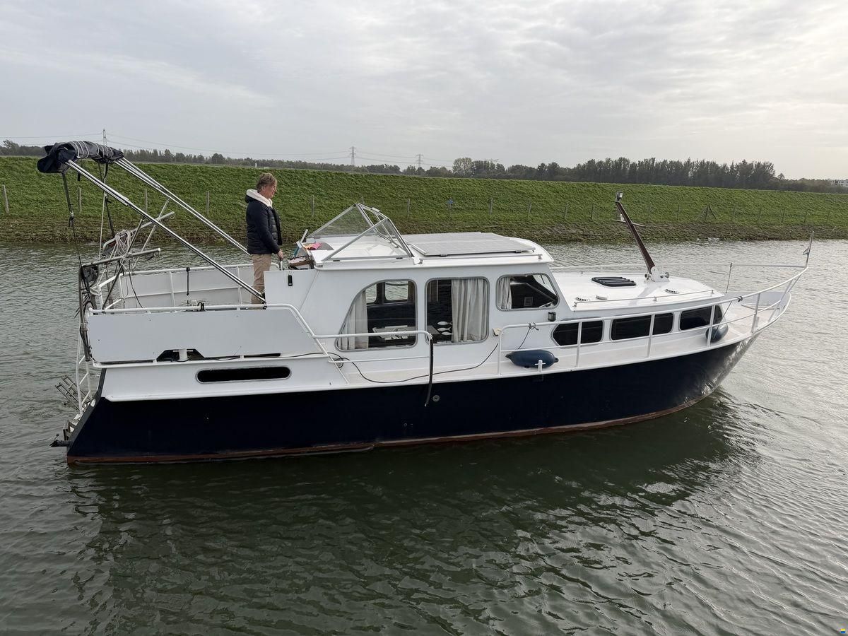 Merwekruiser 1050