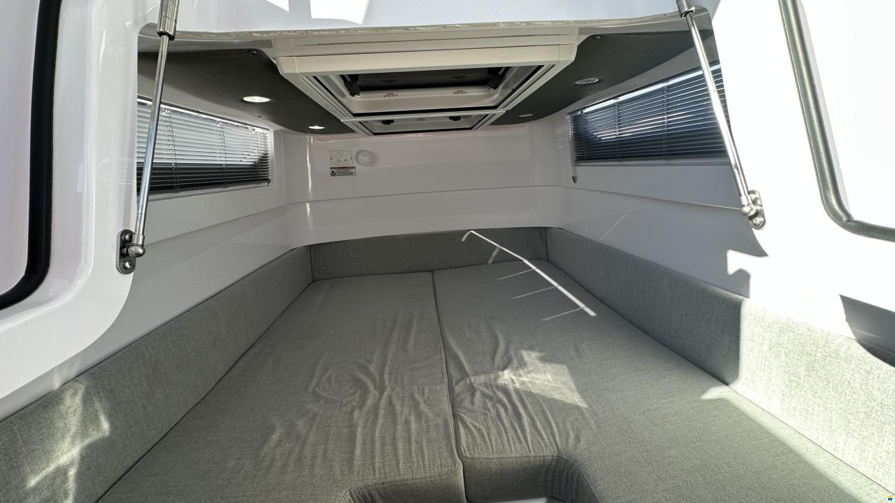 Axopar 37 Sun-Top