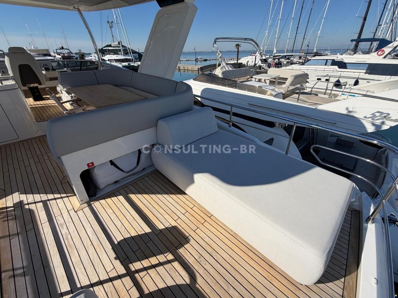 Absolute Navetta 52