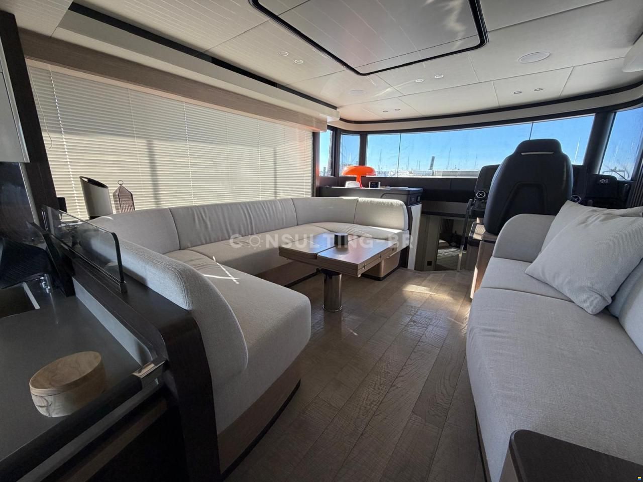 Absolute Navetta 52