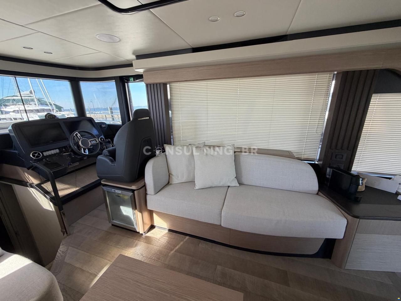 Absolute Navetta 52