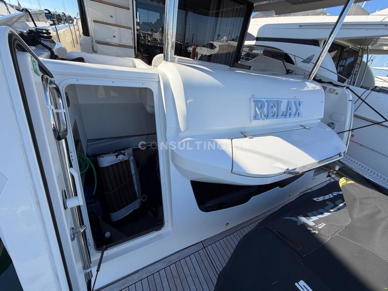Absolute Navetta 52