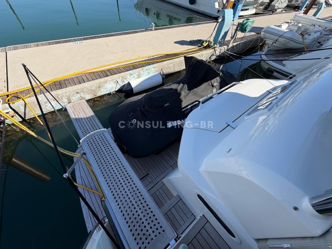 Absolute Navetta 52