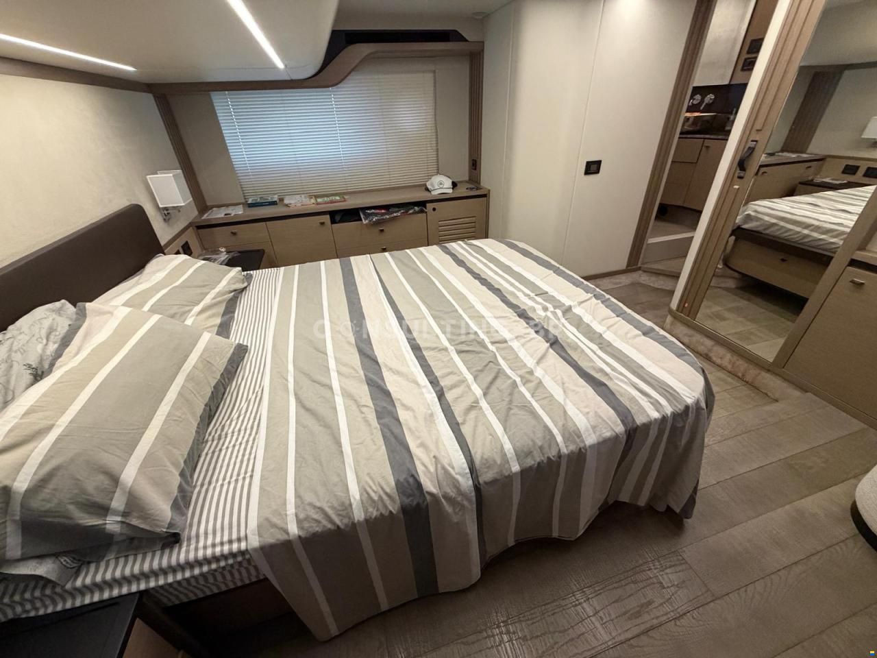 Absolute Navetta 52