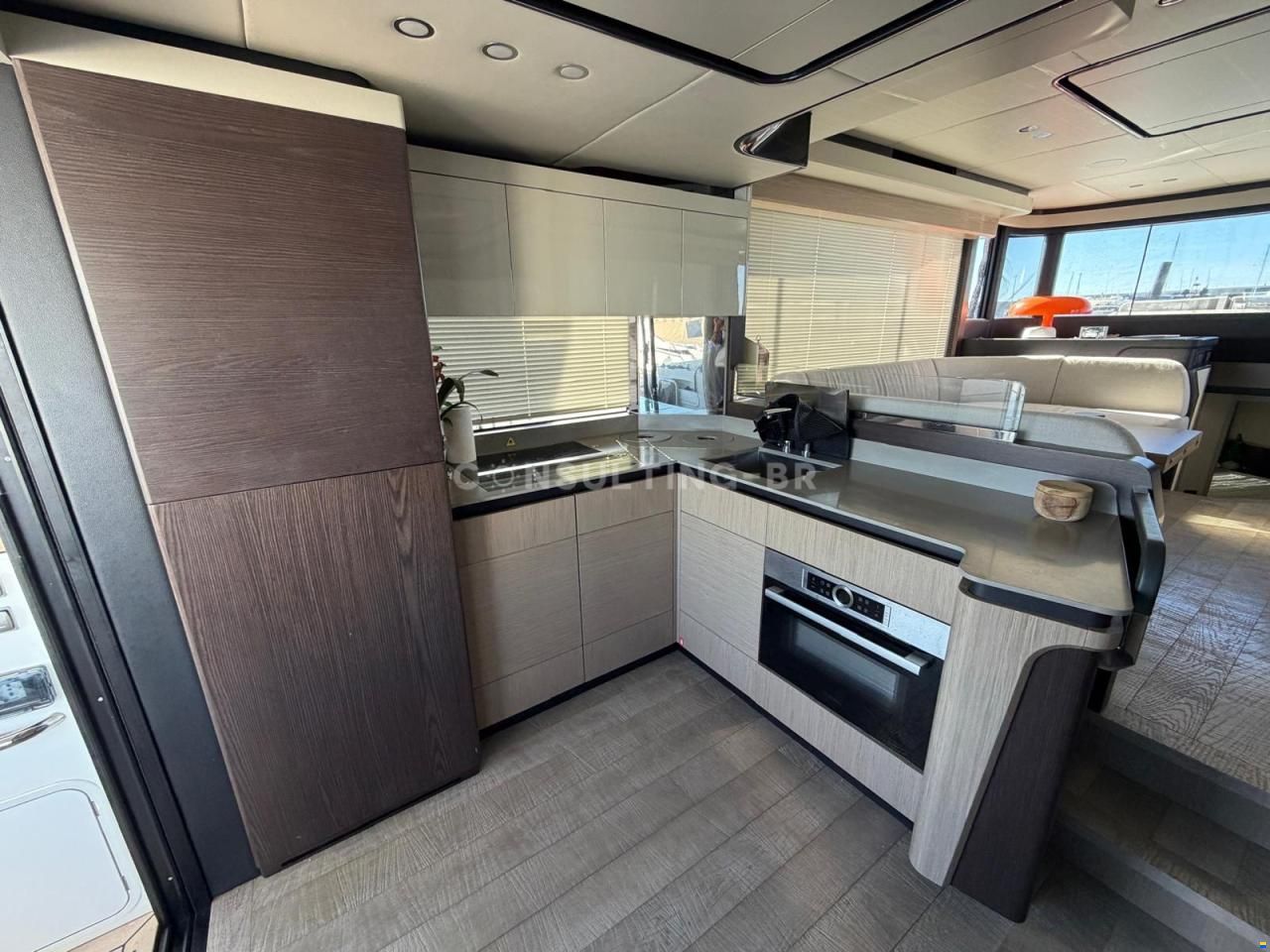 Absolute Navetta 52