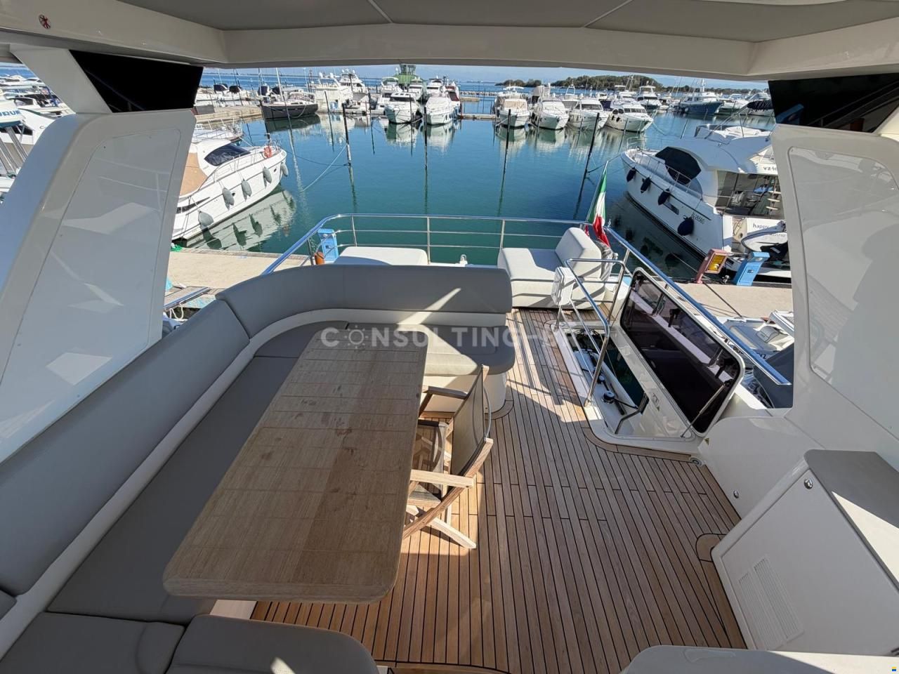 Absolute Navetta 52