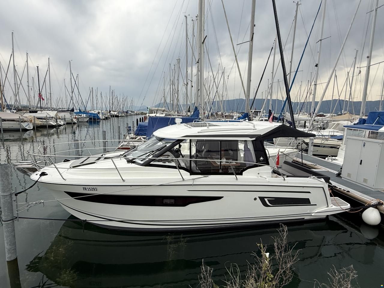 Jeanneau Merry Fisher 895 HB