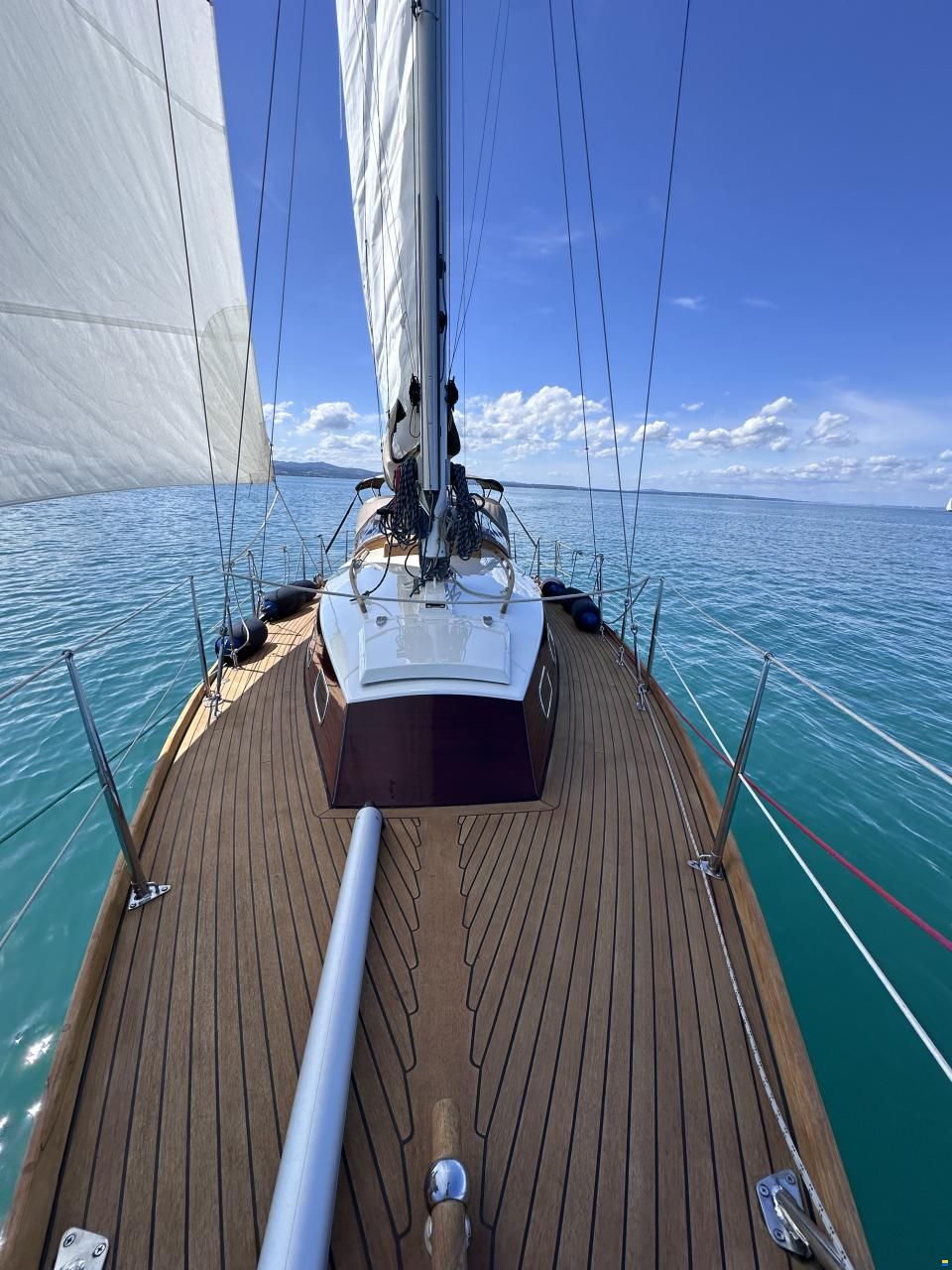 Hallberg-Rassy Mistral 33