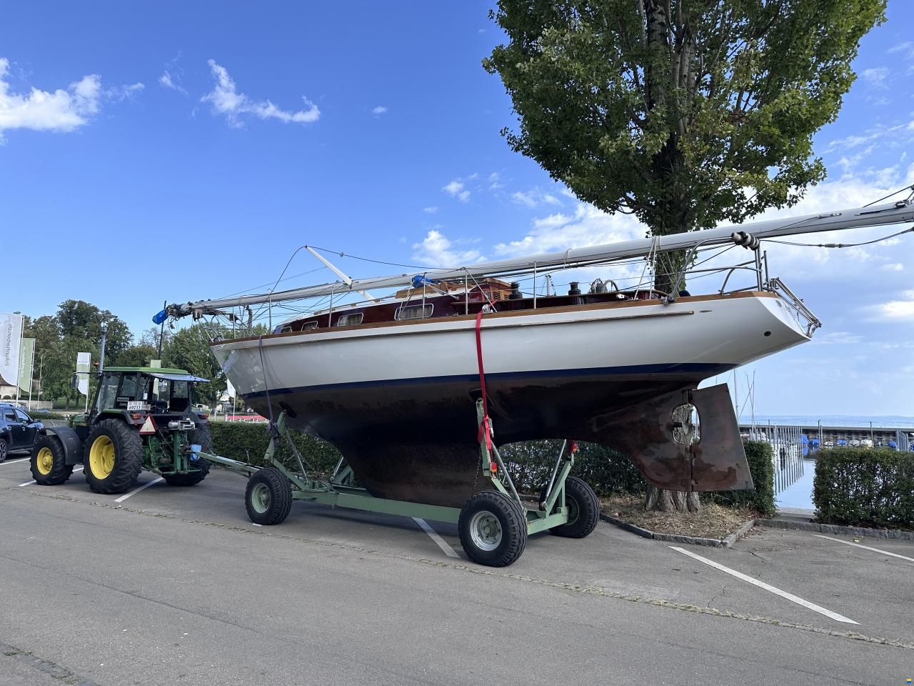 Hallberg-Rassy Mistral 33