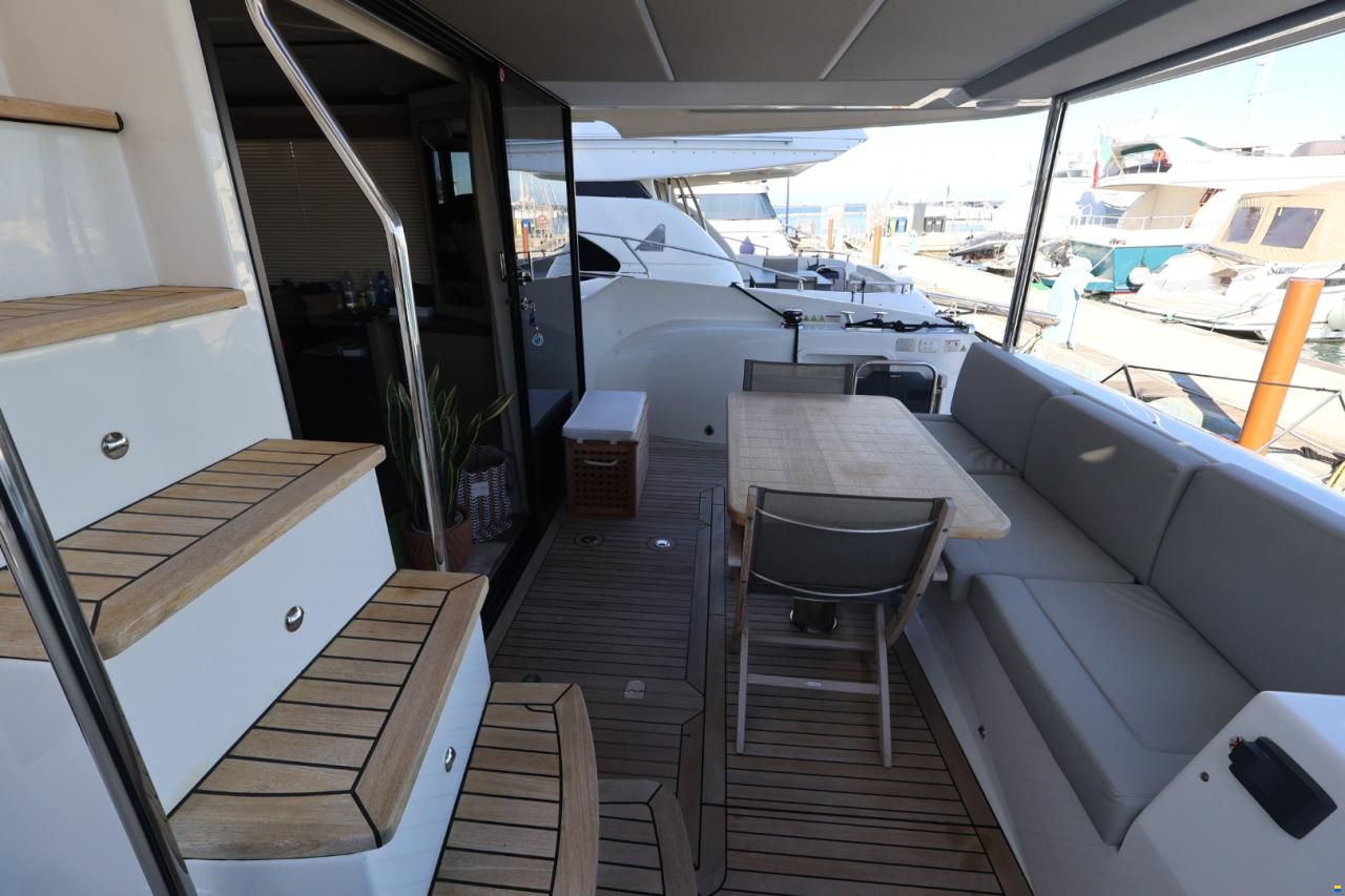 Absolute Navetta 52