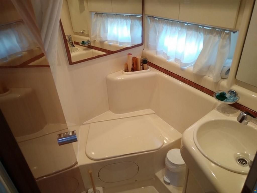 Azimut 40